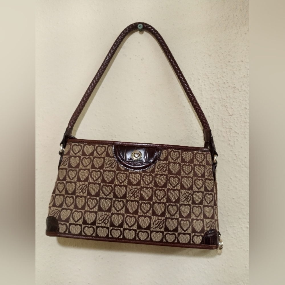 Stylish Brown Heart Pattern Shoulder Bag - Picture 3 of 13